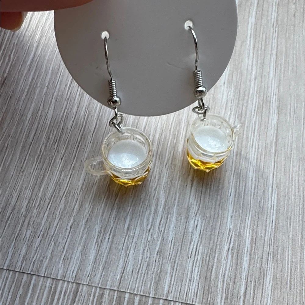 Novelty Beer Mug Drop Earrings NEW 🏷️